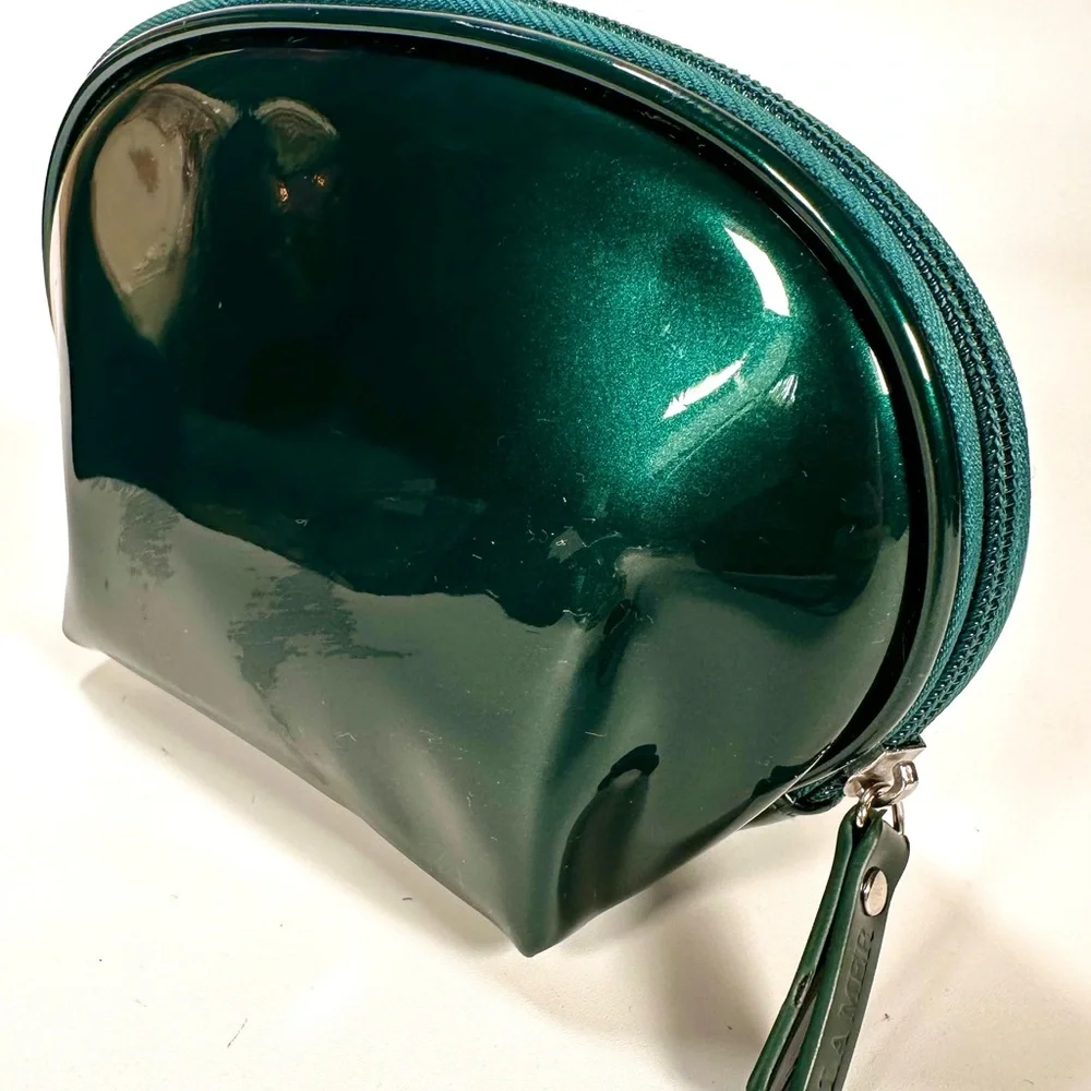 La Mer Green Make up/Cosmetic Bag